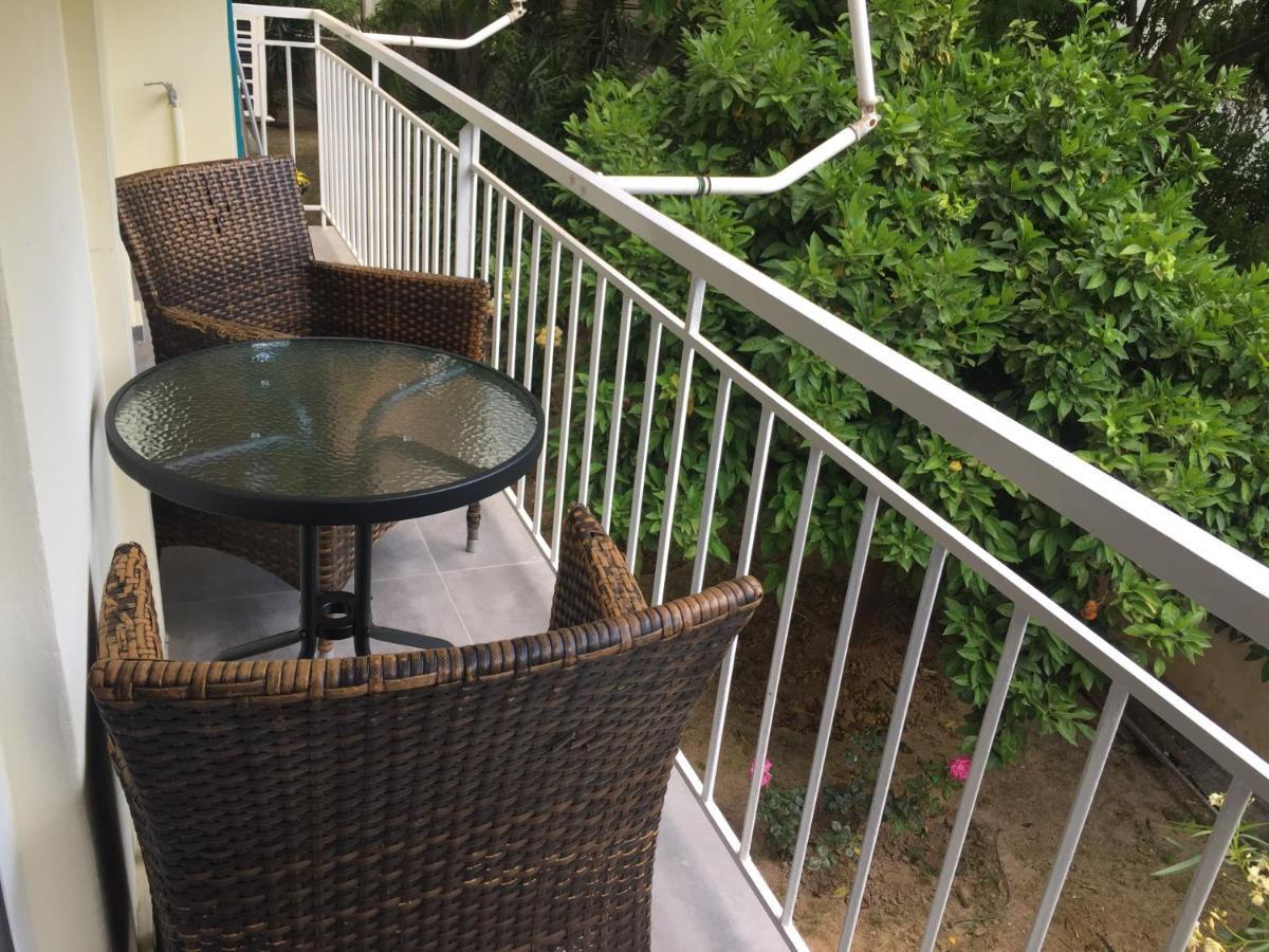 Luxury Apartment Next To The Sea Beach Афіни Екстер'єр фото