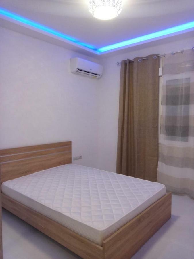 Luxury Apartment Next To The Sea Beach Афіни Екстер'єр фото